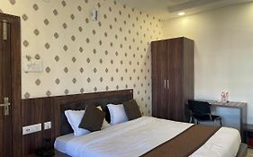 Hotel Royal Embassy